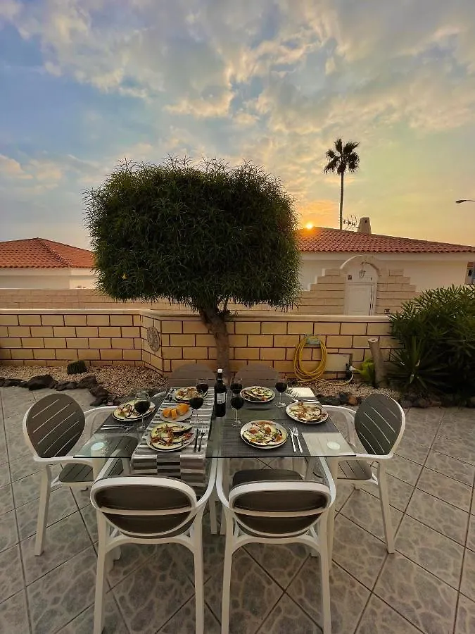 Villa Erna Relax Dream Holiday Кальяо-Сальвахе 0*,  Испания
