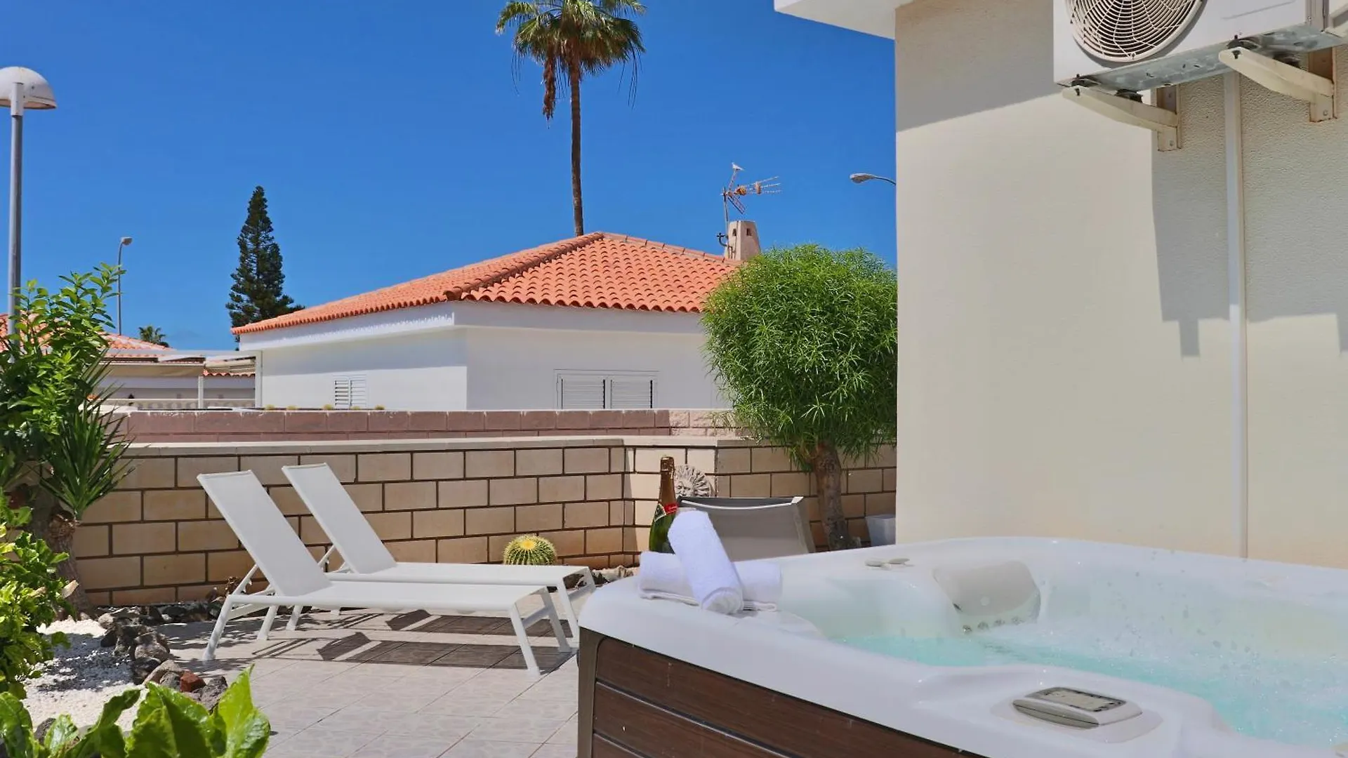 Villa Erna Relax Dream Holiday Кальяо-Сальвахе Испания